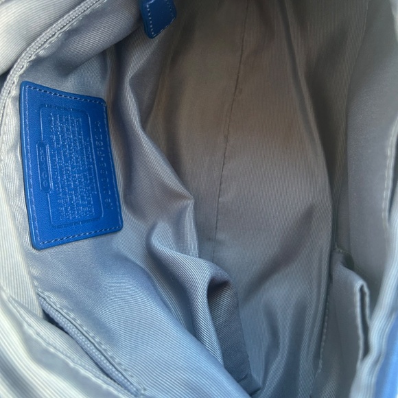 Vintage Soho Coach Shoulder Bag Blue Leather with Silver Buckle - Picture 14 of 14